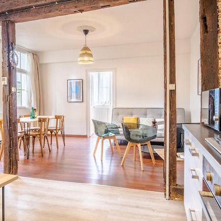 טור Follow The Arrow - Nice Flat In The City Center מראה חיצוני תמונה